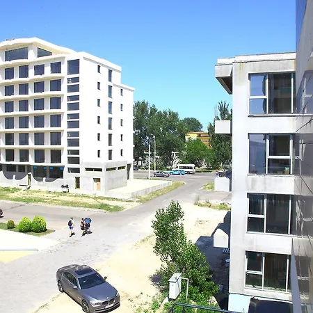 White Lake View Apartment Mamaia